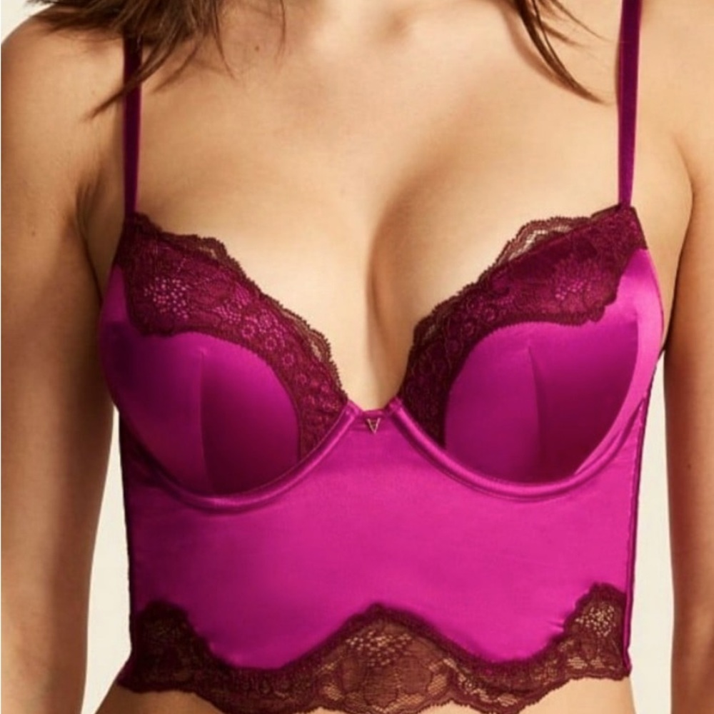 NWOT Victoria’s Secret Bombshell Plunge Corset